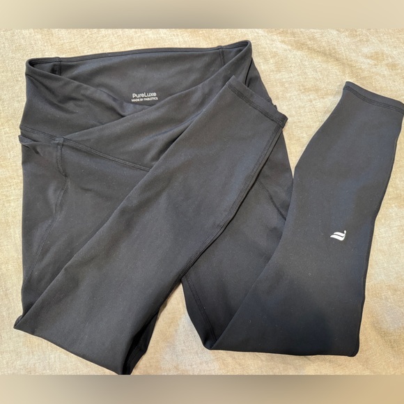 Fabletics Small Legging Bundle - Picture 3 of 9